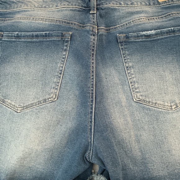 Sofia jean shorts, new without tags - Picture 2 of 3